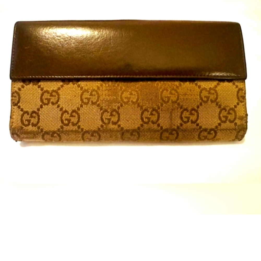 💥Gucci Brown Monogram Wallet💥